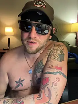 Livingpuddle's Webcam Show