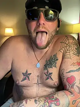 Livingpuddle's Webcam Show