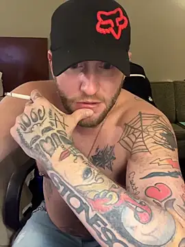 Livingpuddle Live XXX Chat