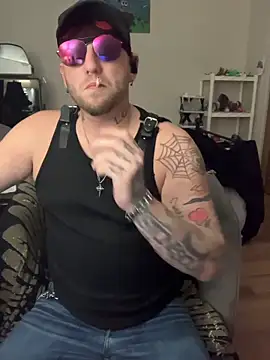 Livingpuddle's Webcam Show
