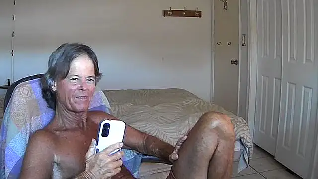 nakeedcowboi65's Webcam Show