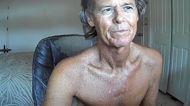 Webkamerová show nakeedcowboi65