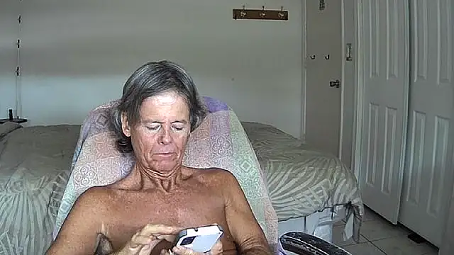 Webkamerová show nakeedcowboi65