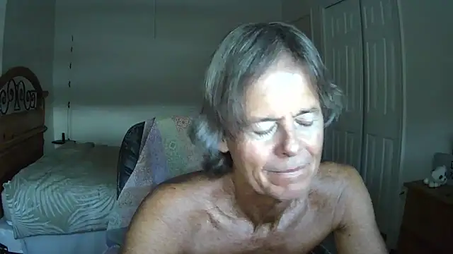nakeedcowboi65's Webcam Show