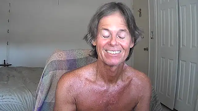 Webkamerová show nakeedcowboi65
