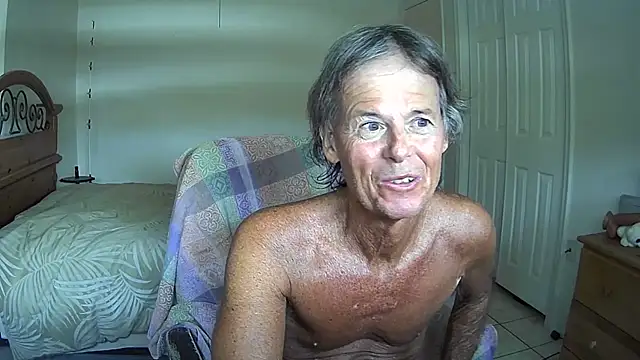 nakeedcowboi65's Webcam Show