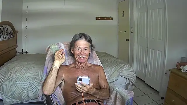 nakeedcowboi65 Show Webcam
