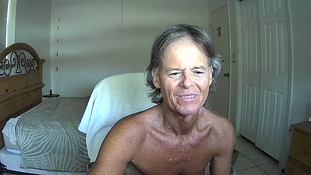 nakeedcowboi65 Show Webcam