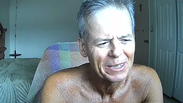 Webkamerová show nakeedcowboi65