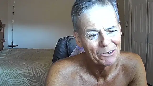 nakeedcowboi65 Show in webcam