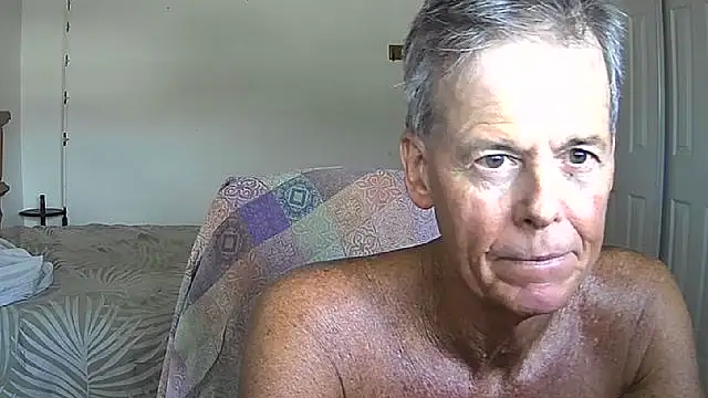 nakeedcowboi65 Show in webcam