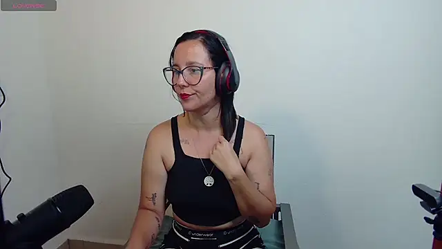 Show de mahina84 na webcam