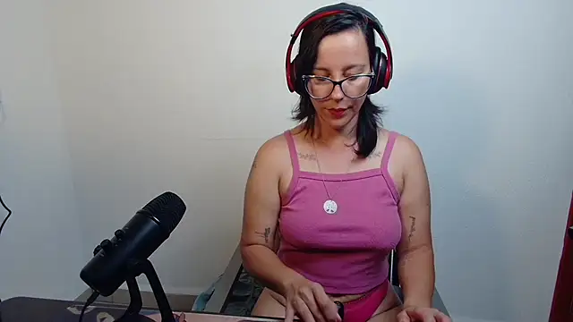 mahina84 Webcamshow