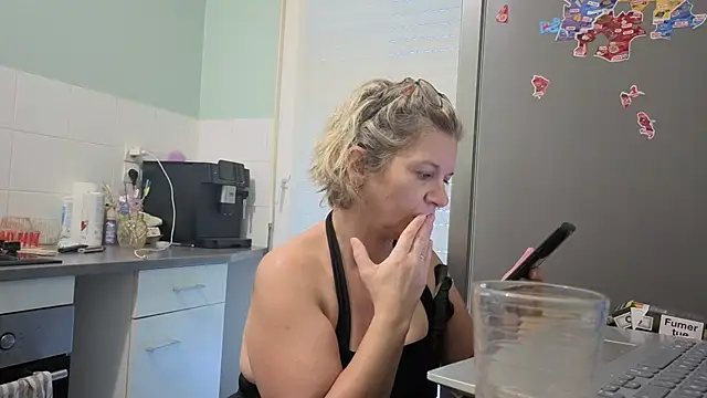 jennylovencen Live XXX chat