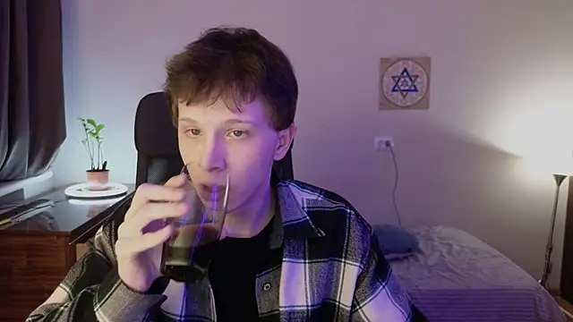 XXX chat uživo modela arlekincrop