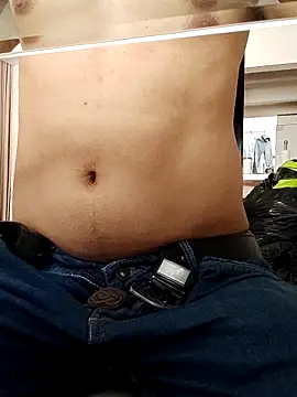 MrSecretSuit 在線直播表演