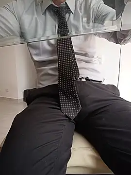MrSecretSuit Webcam Show