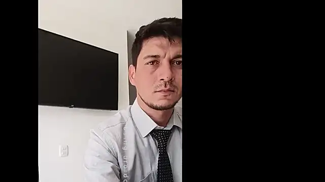 MrSecretSuit Adlı Modelin Web Kamerası Şovu