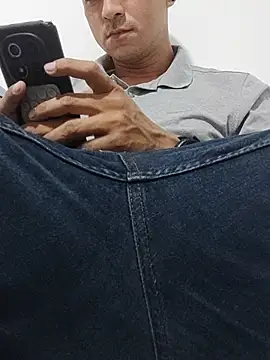 MrSecretSuit Webcamshow