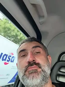 Pokazy przed kamerką – danyiony