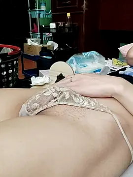 QueenSoreal 在線直播表演