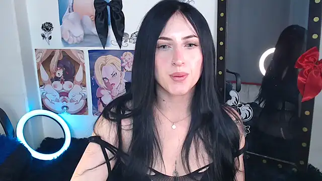 Evelyn_Sheeran Adlı Modelin Canlı XXX Sohbeti