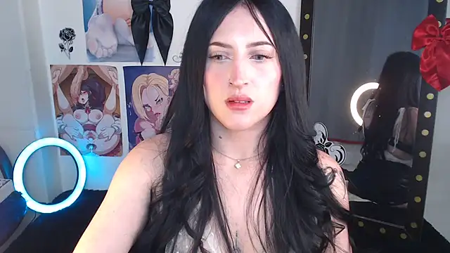 Evelyn_Sheeran Adlı Modelin Canlı XXX Sohbeti