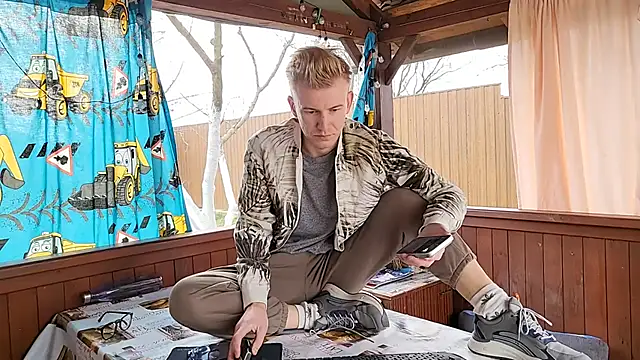 Pokazy przed kamerką – Vuitton