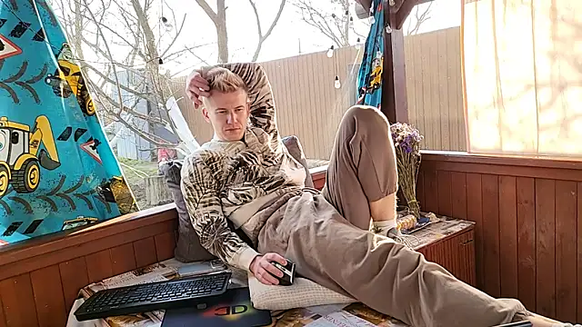 عرض كام Vuitton