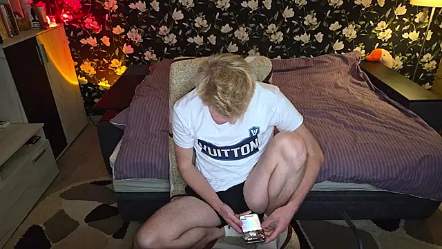 Vuitton Webcamshow
