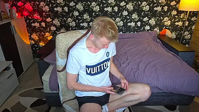 Vuitton Webcam-Show