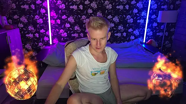 Vuitton Webcamshow