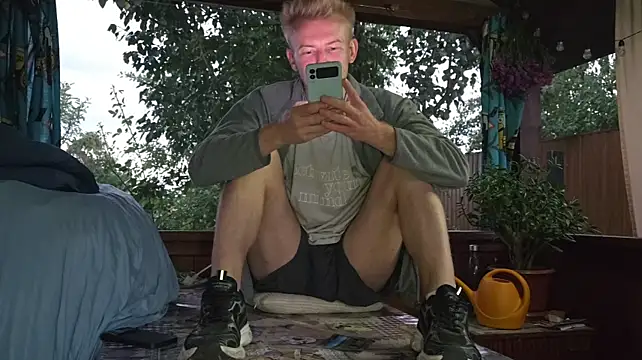 Vuitton Webcam-Show