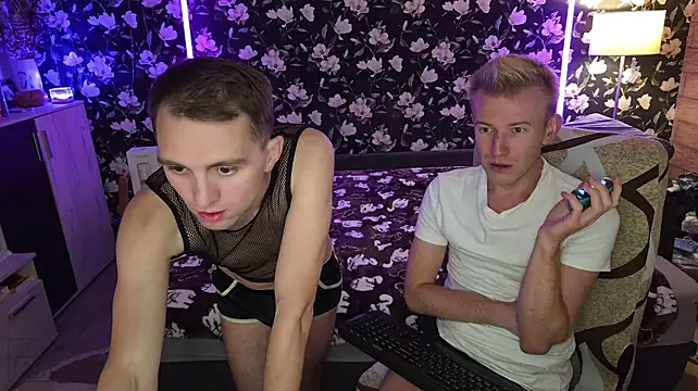 Show modela Vuitton na web-kameri
