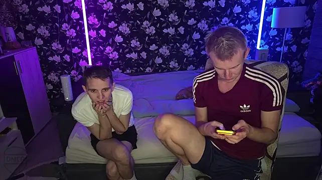 Вебкам-шоу Vuitton