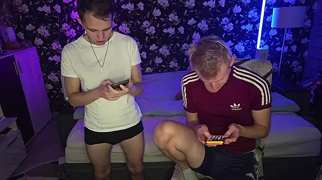 Вебкам-шоу Vuitton