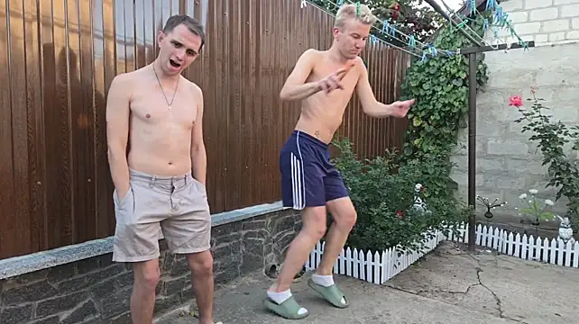 Вебкам-шоу Vuitton
