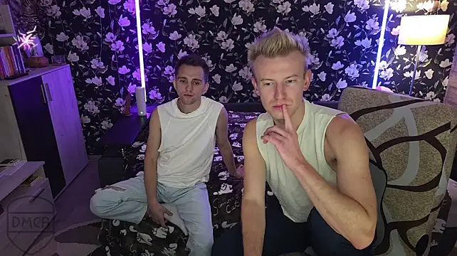 Вебкам-шоу Vuitton
