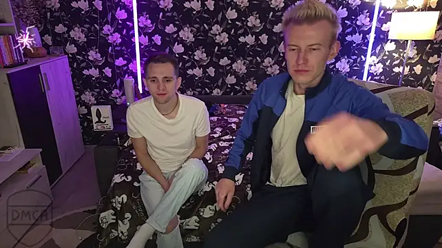 Вебкам-шоу Vuitton