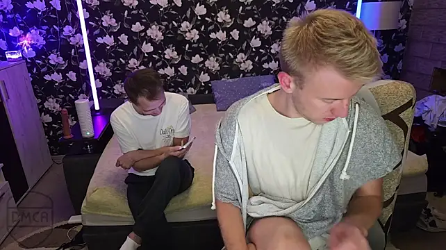 Vuitton Webcam show