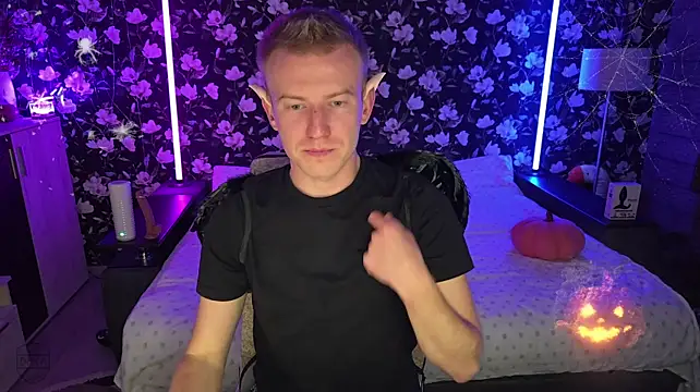 عرض كام Vuitton