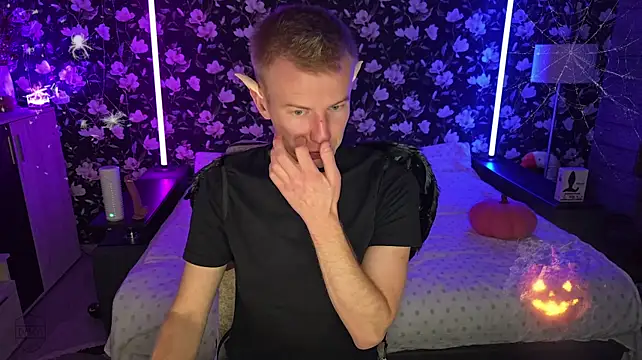 Vuitton's Webcam Show