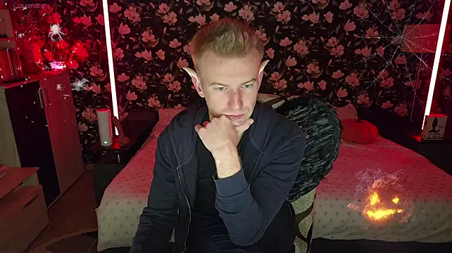 Vuitton Webcamshow
