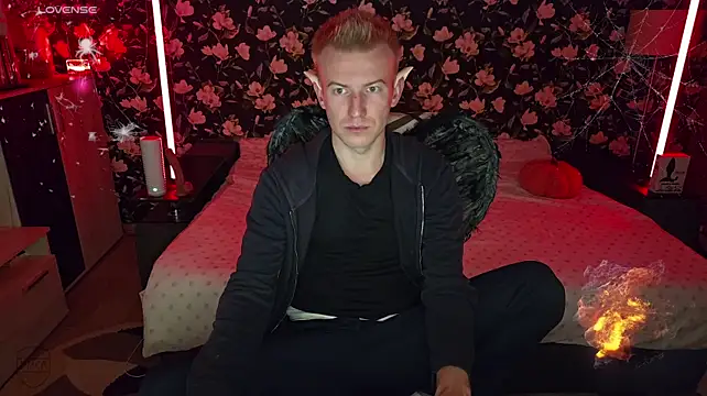 Vuitton Webcam Show
