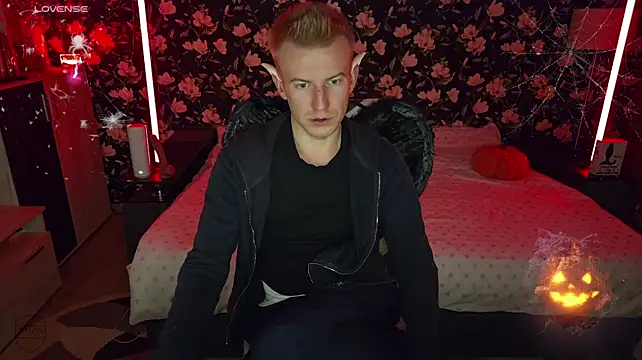 Vuitton: вебкам-шоу