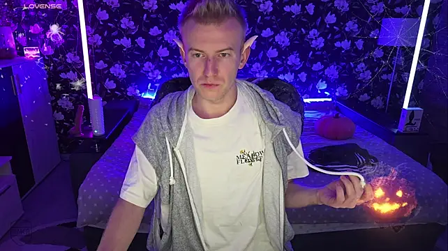 عرض كام Vuitton