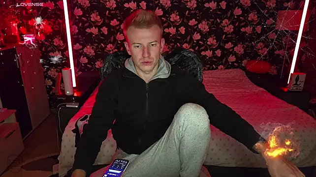 Vuitton webcam show