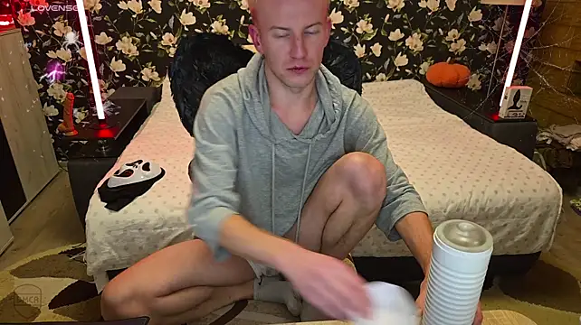 Vuitton Webcam Show