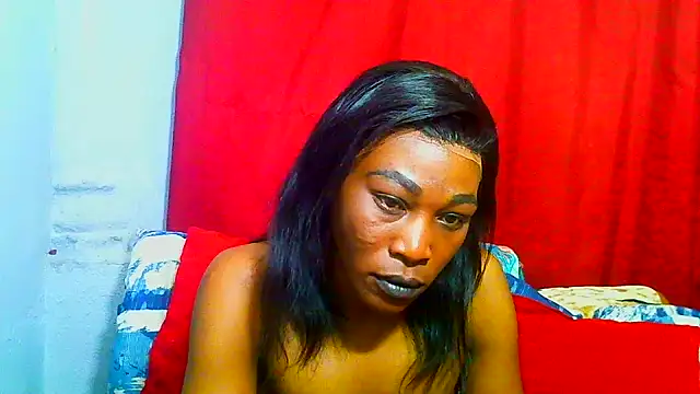 freaky_naughty élő XXX-chatje
