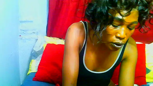 freaky_naughty Chat XXX in diretta